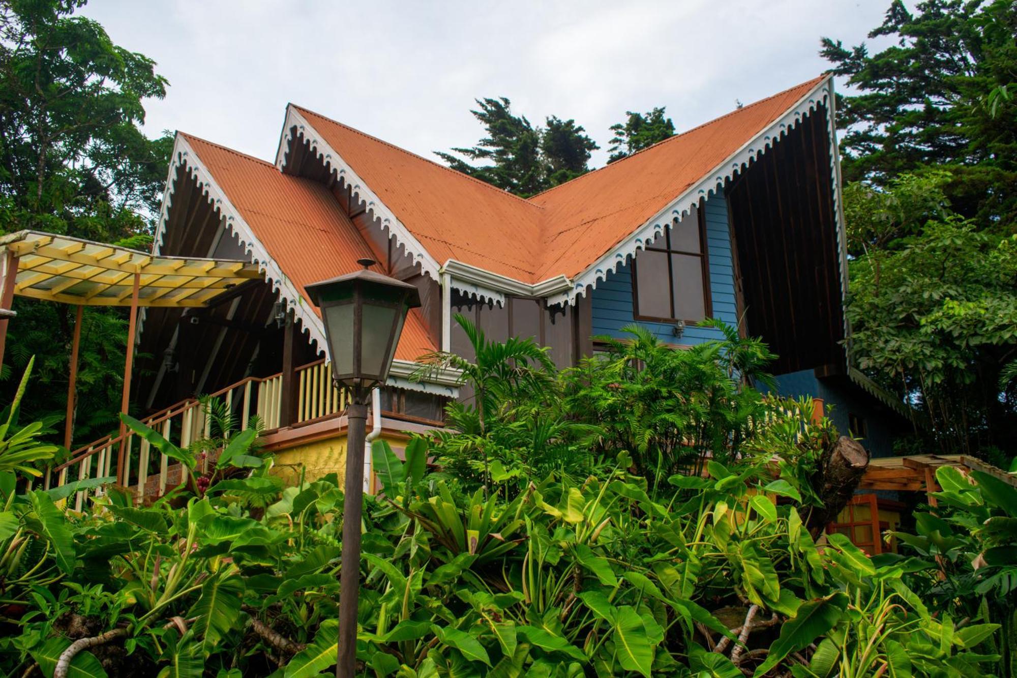 Hotel Claro De Luna Monteverde Exterior foto
