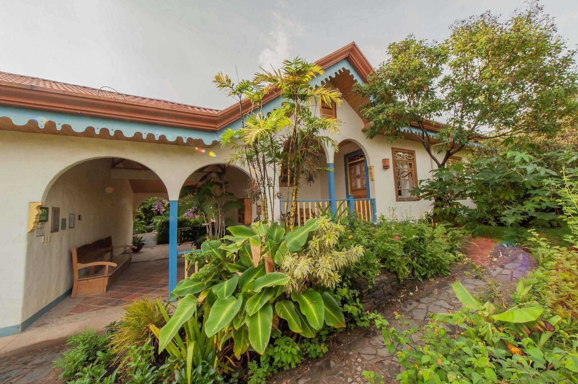 Hotel Claro De Luna Monteverde Exterior foto